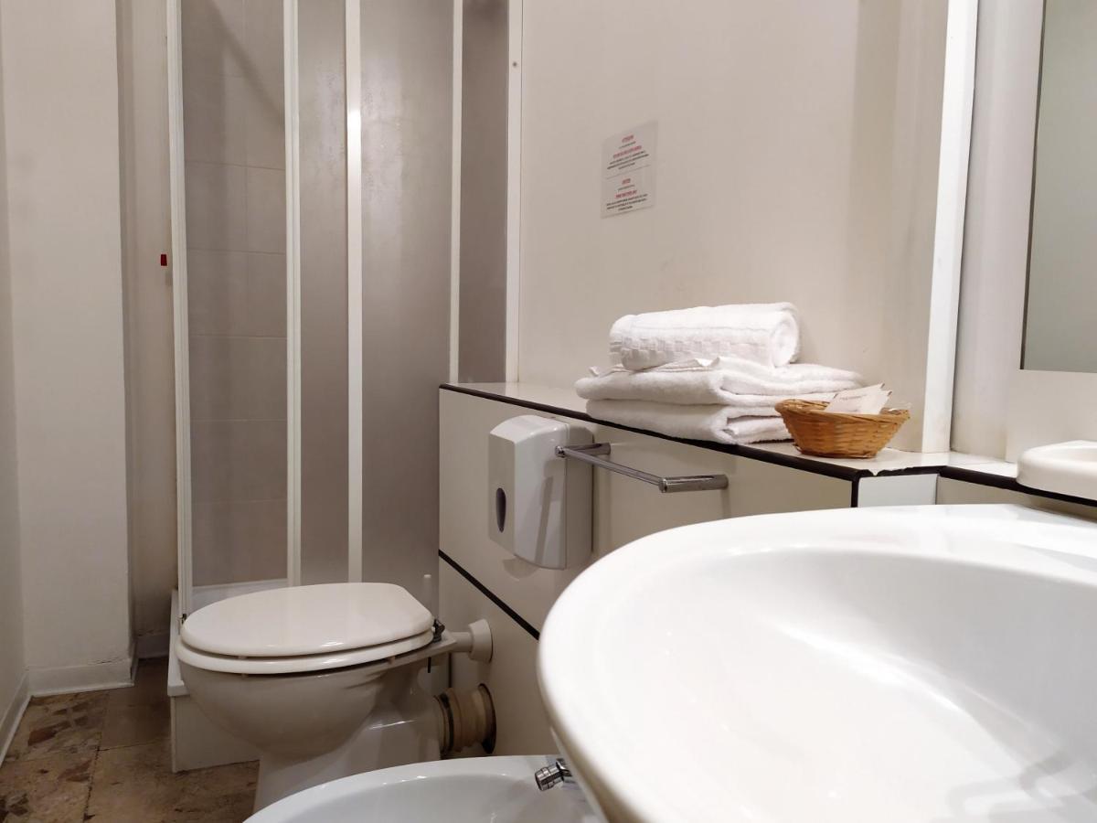 B&B Cameracaffe Centro 아레초 외부 사진