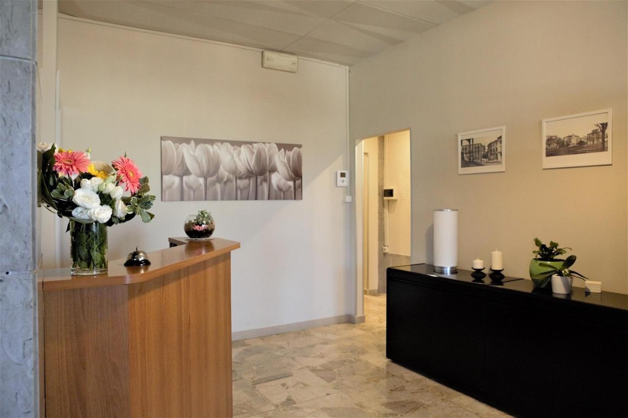 B&B Cameracaffe Centro 아레초 외부 사진